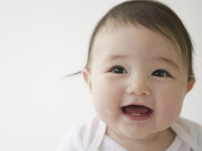 7 điều bạn nên biết về chiếc răng đầu tiên của bé