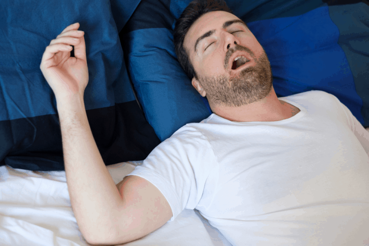 Chứng ngưng thở khi ngủ gây rối loạn giấc ngủ do suy tim