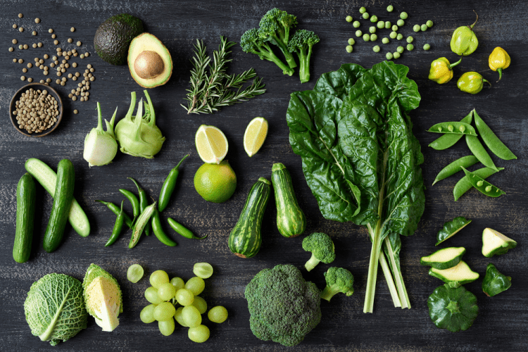 Bệnh sốt rét nên ăn gì? Ăn nhiều rau xanh và trái cây