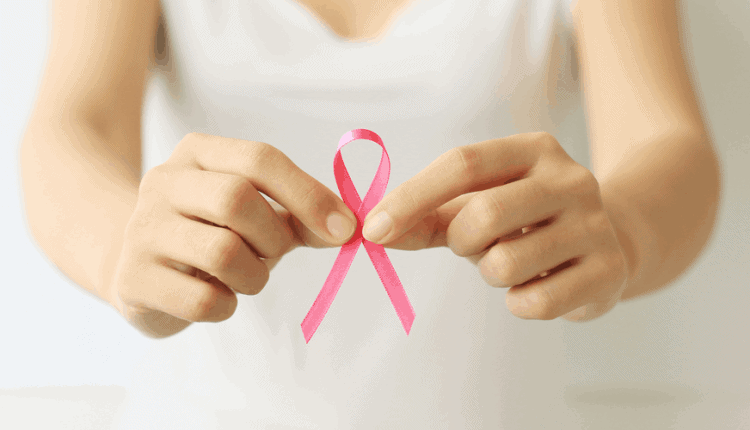 Phụ nữ tuổi 40 có nguy cơ bị ung thư vú cao hơn