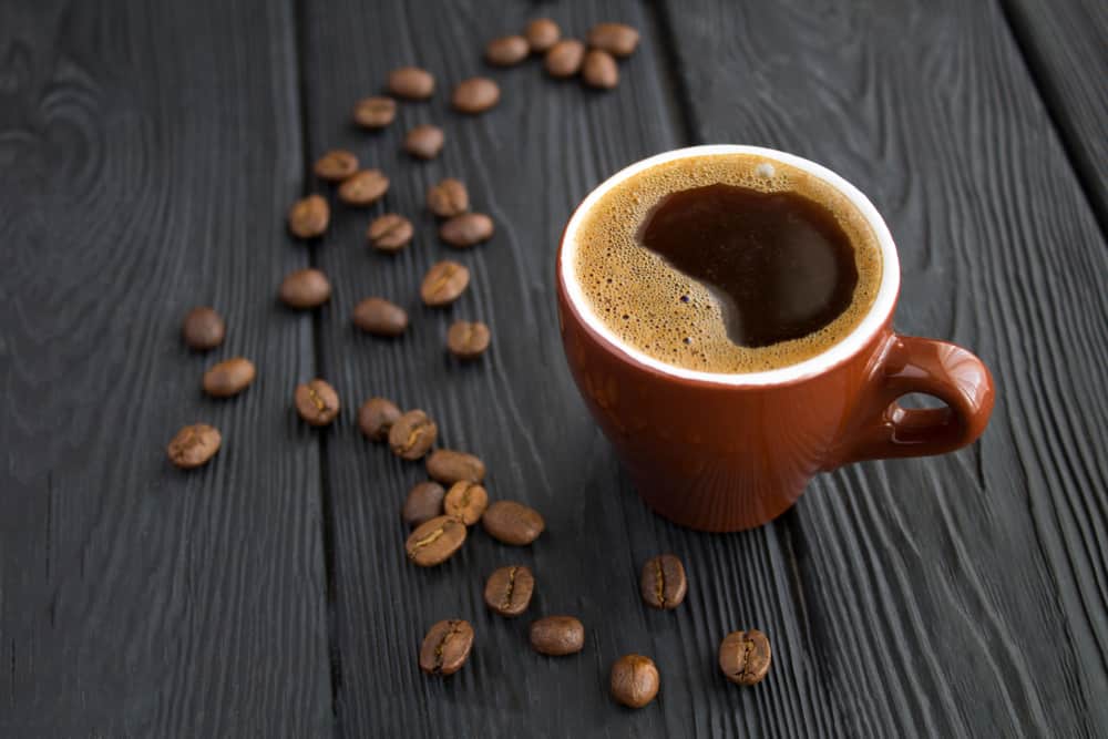 Hạn chế caffeine giúp chữa ù tai