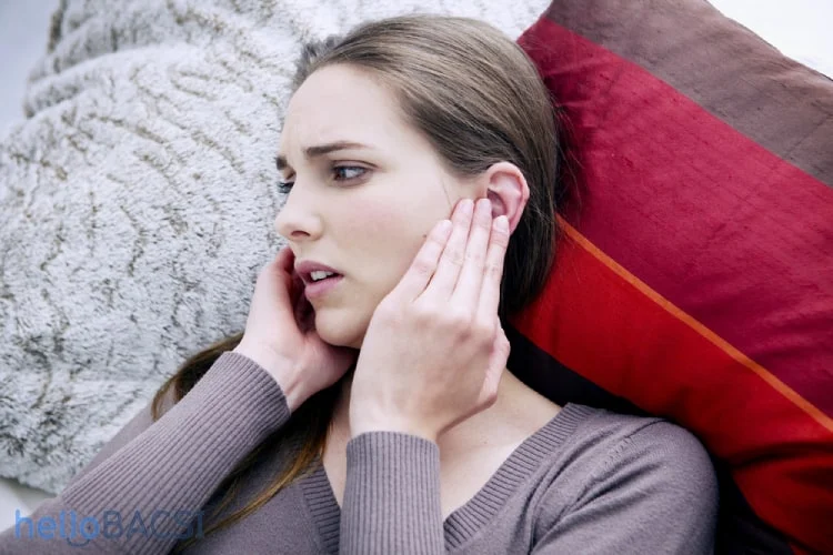 Nhiễm trùng tai ngoài là nguyên nhân khiến ráy tai có mùi hôi