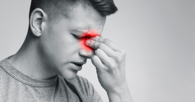 Nhận biết đau đầu do viêm xoang và cách giảm nhẹ