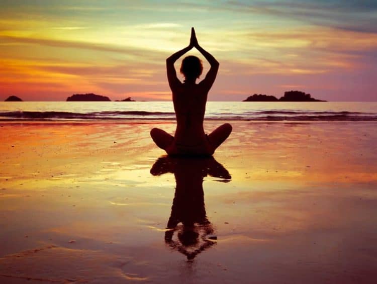 tập yoga để tinh thần lạc quan
