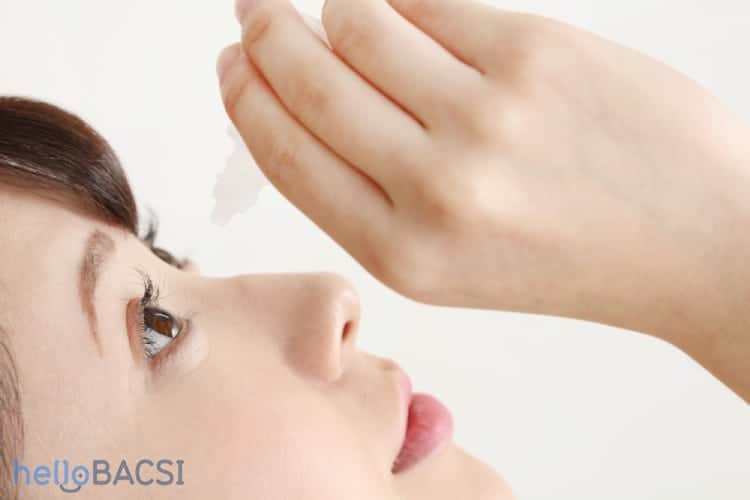 nhỏ mắt giúp giảm hội chứng cvs