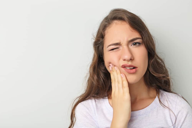 5 biến chứng sau khi nhổ răng không thể xem thường