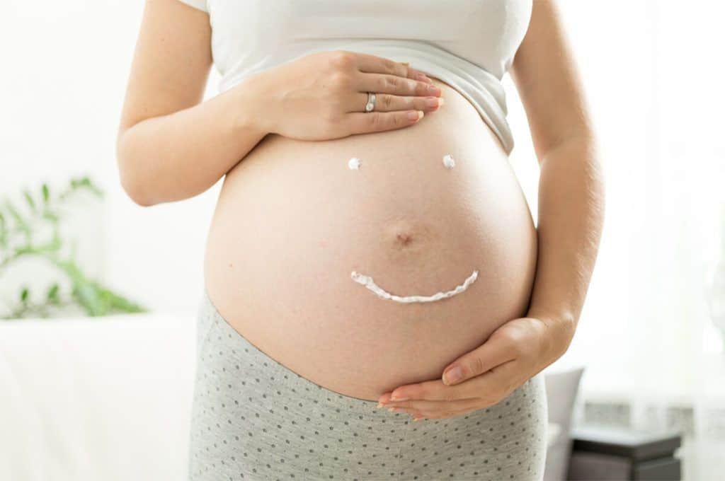 6 loại kem trị rạn da sau sinh giúp mẹ lấy lại làn da mịn màng
