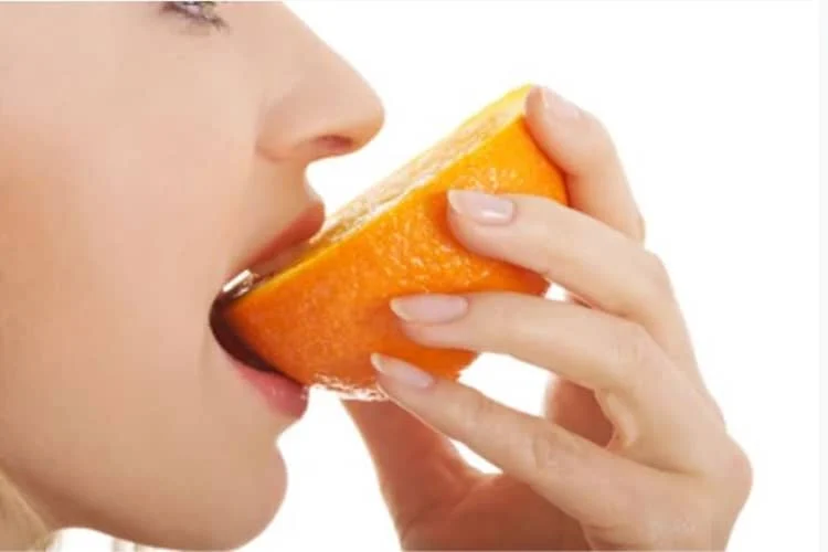ăn cam có giảm cân không: thời điểm ăn cam tốt nhất